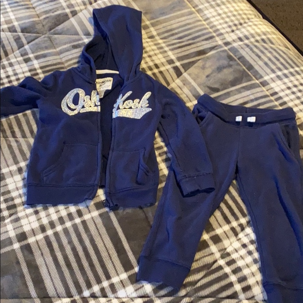 Girls OshKosh sweatsuit
